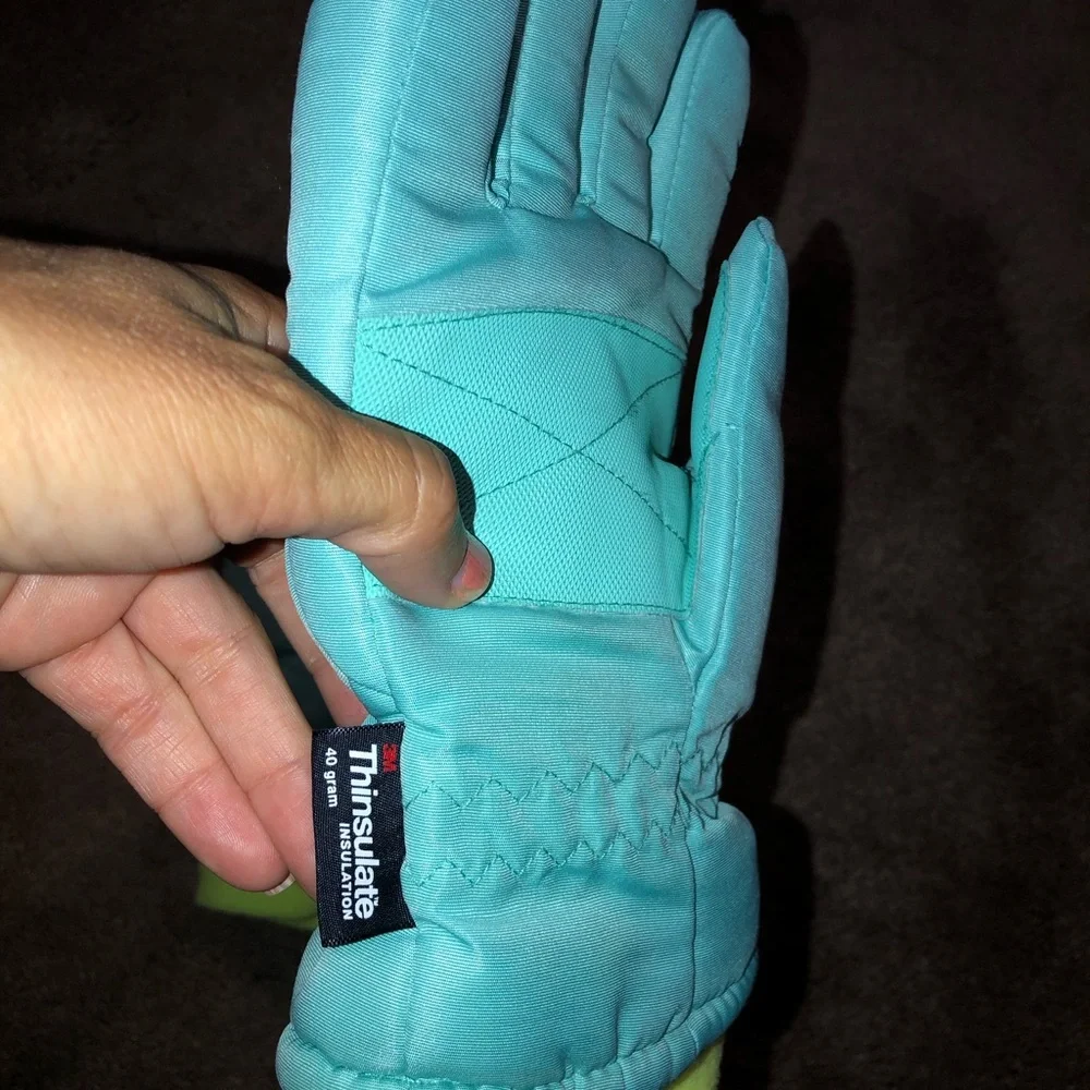 Athletech Kids thinsulate winter gloves in Aqua and Lime